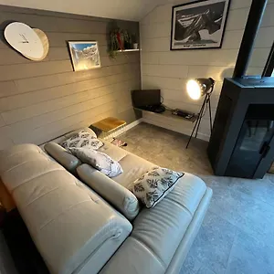 https://le-chalet-gavarnie.midi-pyreneeshotels.com